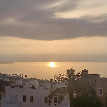 Estrella De La Bahia * Bahia de Casares