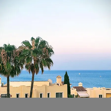 Estrella De La Bahia *